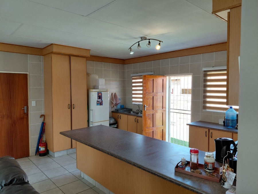 To Let 2 Bedroom Property for Rent in Wilkoppies North West